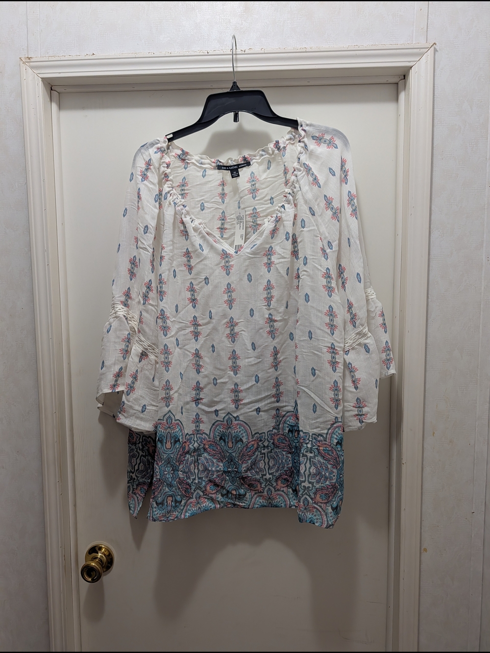 Zac & Rachel White Tunic with Blue & Pink Paisley Border